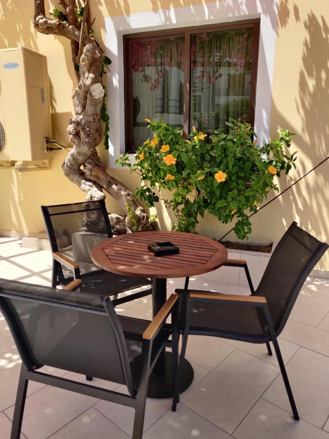 Titania Hotel Karpathos Eksteriør billede