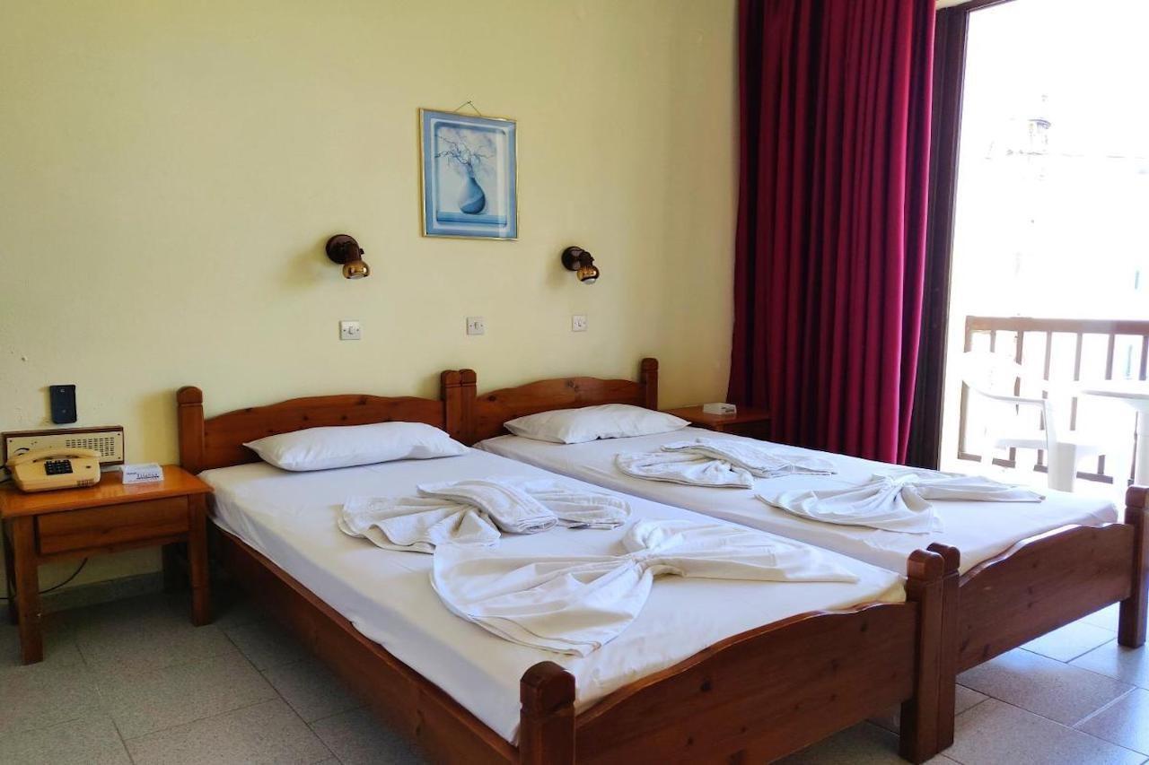 Titania Hotel Karpathos Eksteriør billede