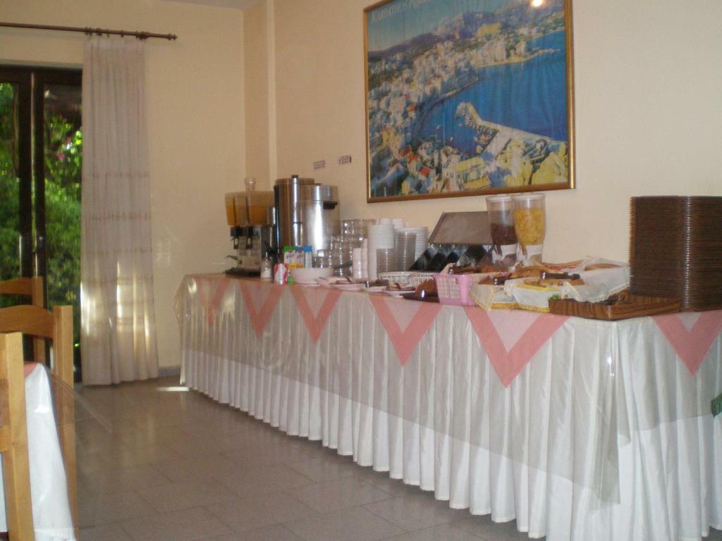 Titania Hotel Karpathos Eksteriør billede